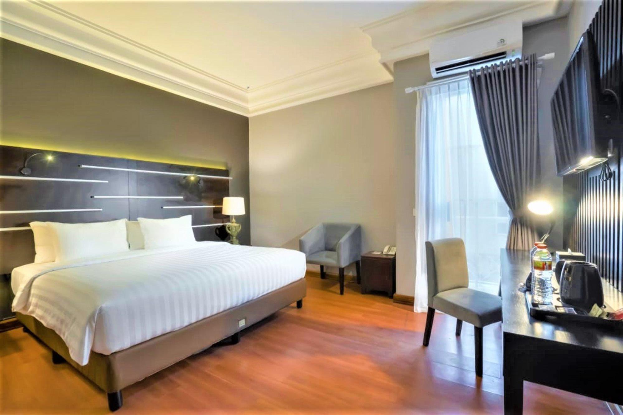 Madina Inn Yogyakarta Exterior photo